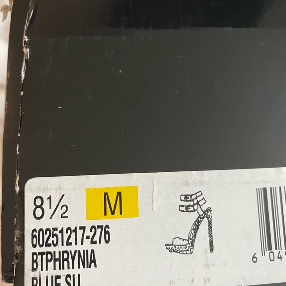 Boutique 9 Blue Suede Platform Sandals - Picture 4 of 4